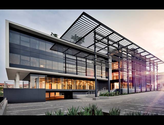 7,000M² OFFICE TO LET IN BRYANSTON